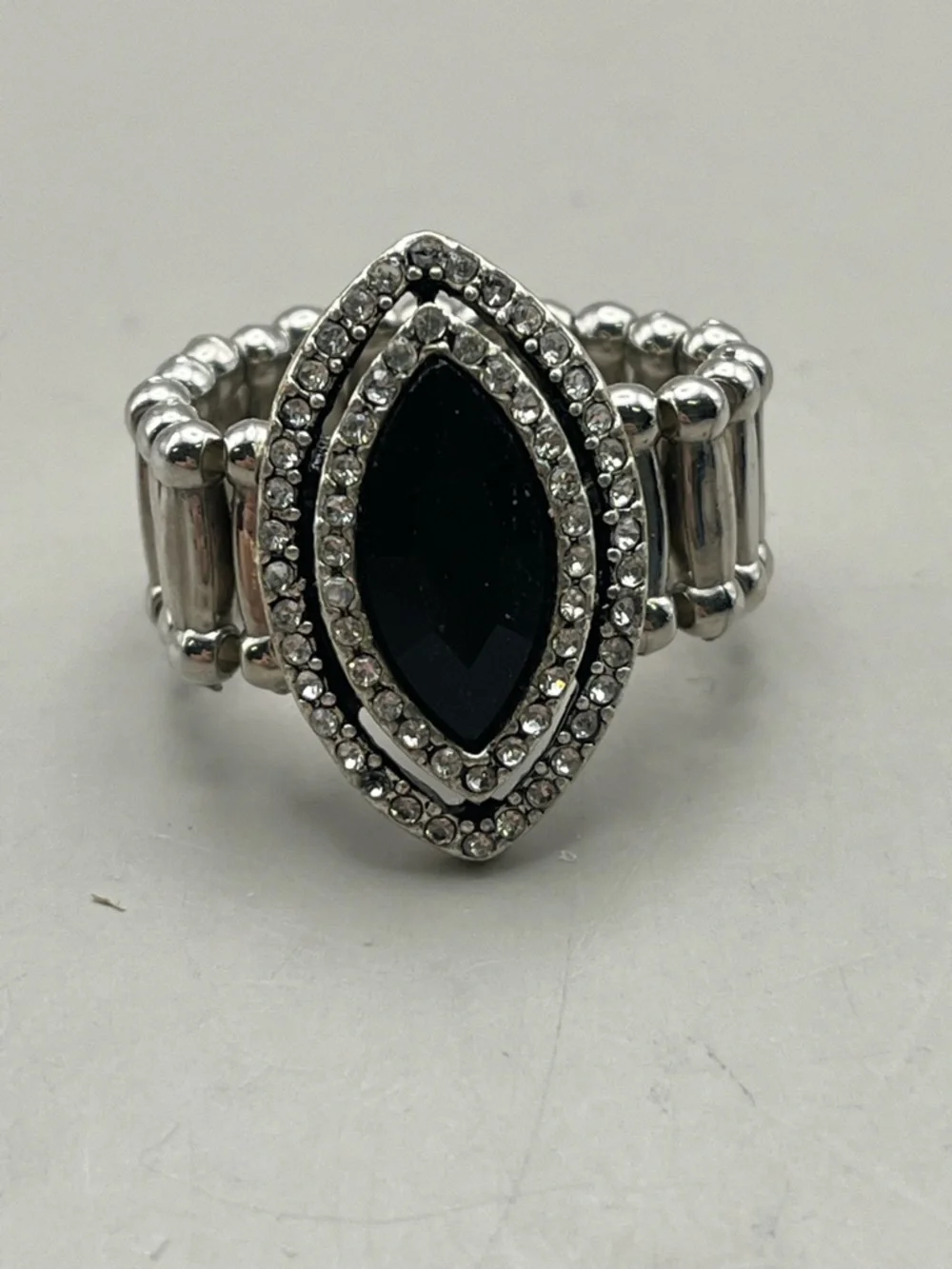 LOT OF 4 Gorgeous Silver Tone Stretchy Statement Rings - Black & White Glam
